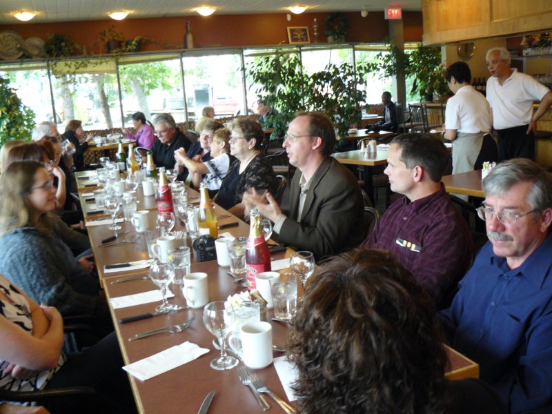 partytable2.jpg